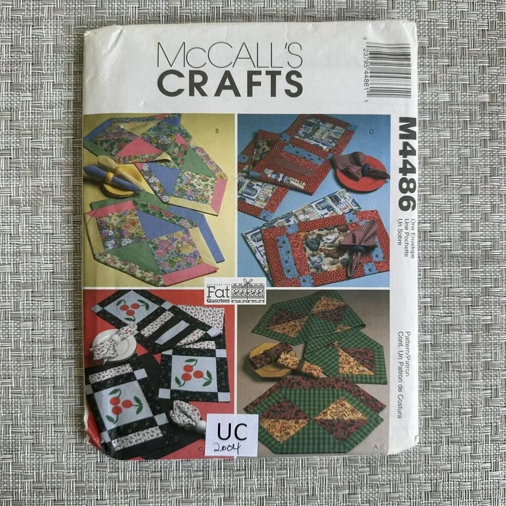 McCalls 4486 Fat Quarters Quilt Pattern Runner Placemats Napkins UNCUT